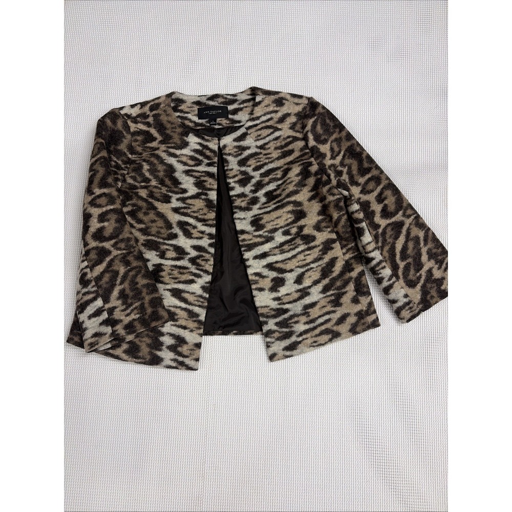 Ann Taylor Leopard Print Women's Jacket Size Large 60% Virgin Wool 40% Polyester